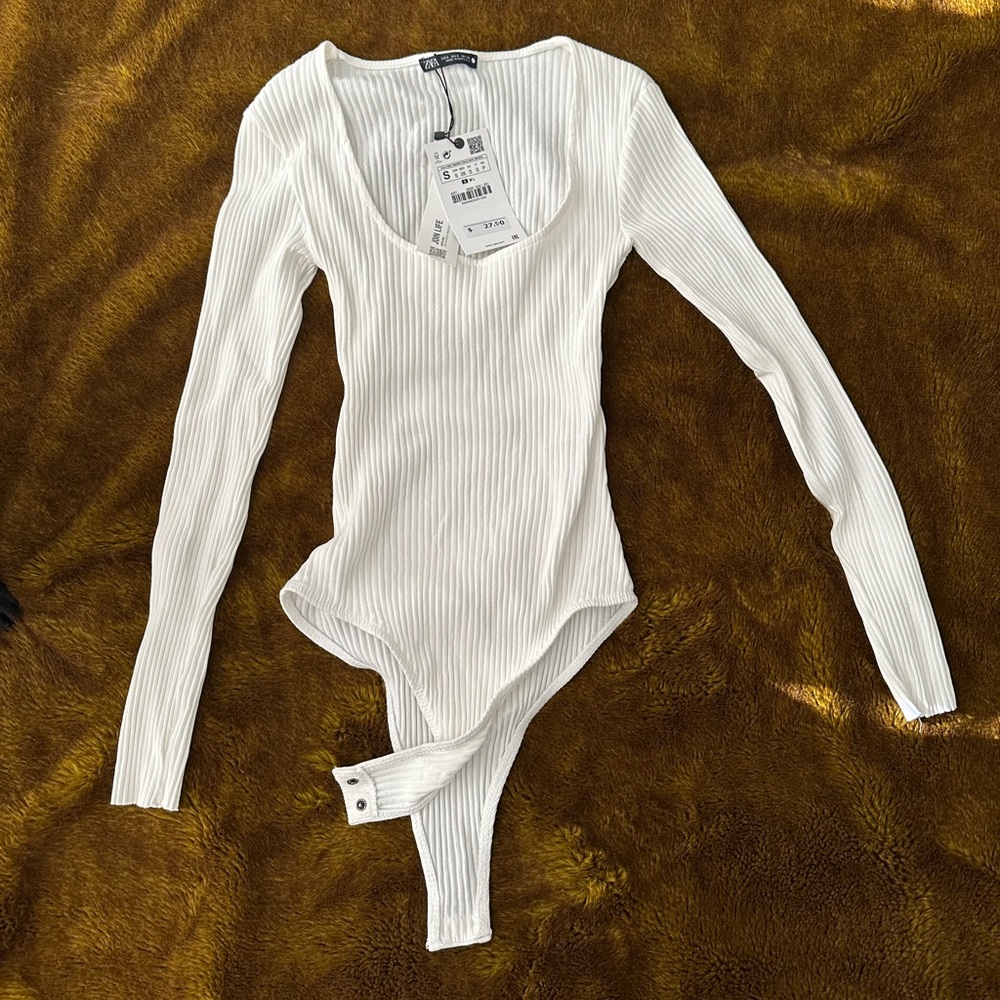 Zara bodysuit size small